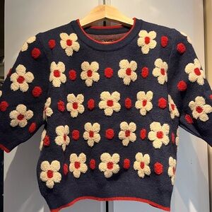 Gorgeous Floral Sweater 🌸